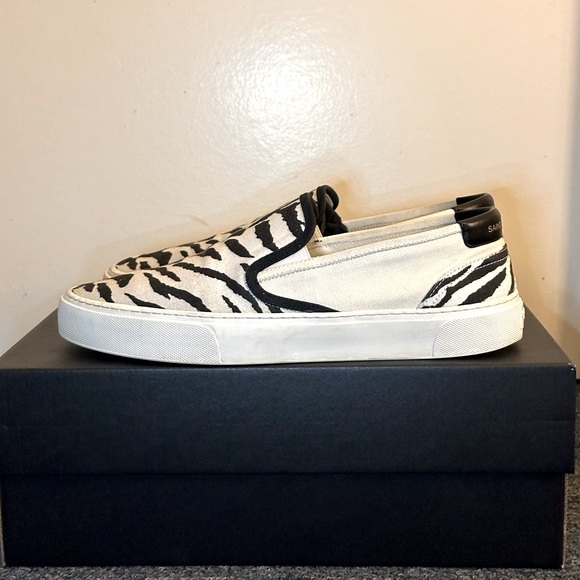 Saint Laurent slip on shoes - Picture 8 of 10